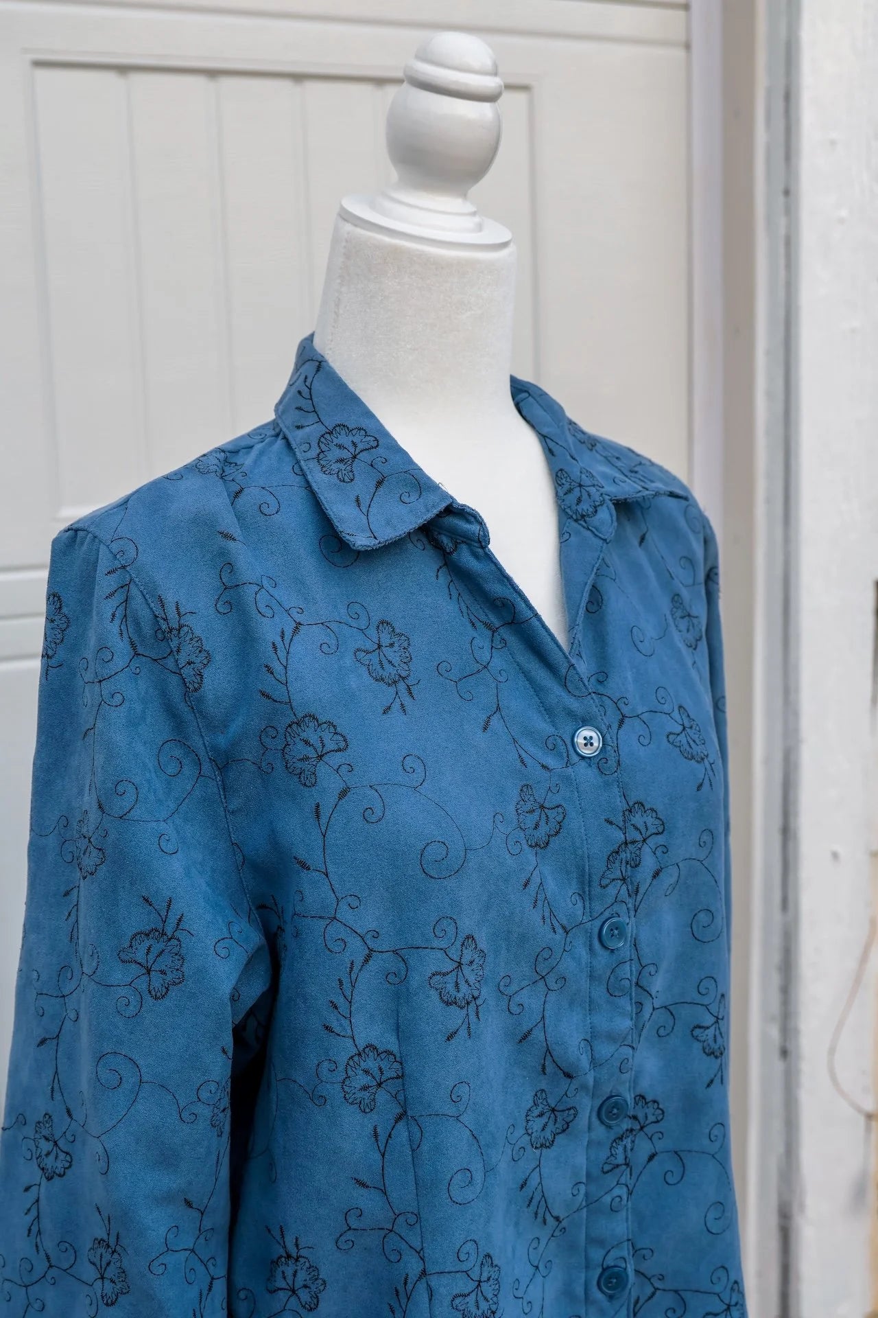 Vintage Sag Harbor Women’s Faux Suede Embroidered Blouse