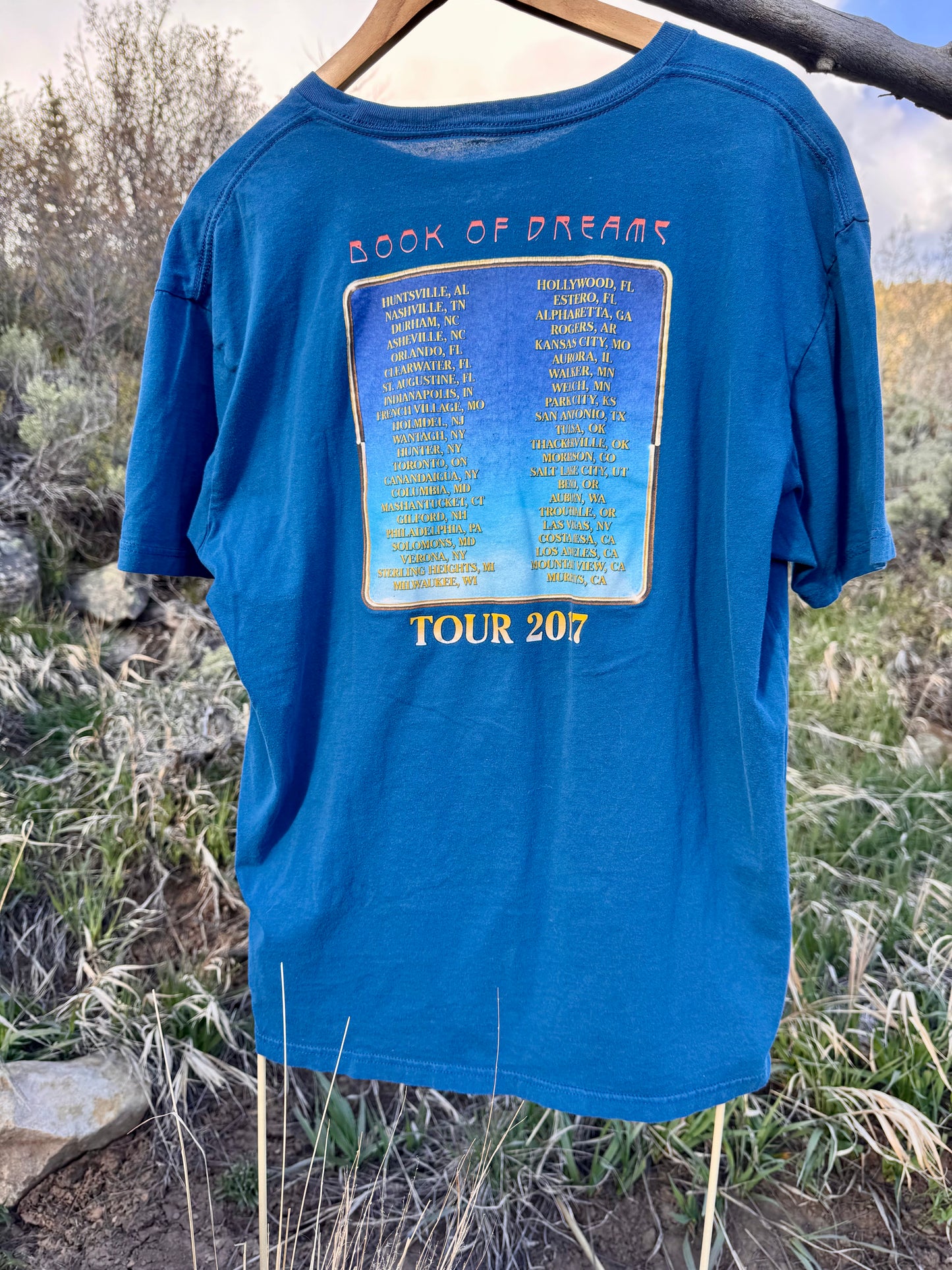 Steve Miller Band 2017 “Book of Dreams” Tour T‑Shirt — Navy (XL)