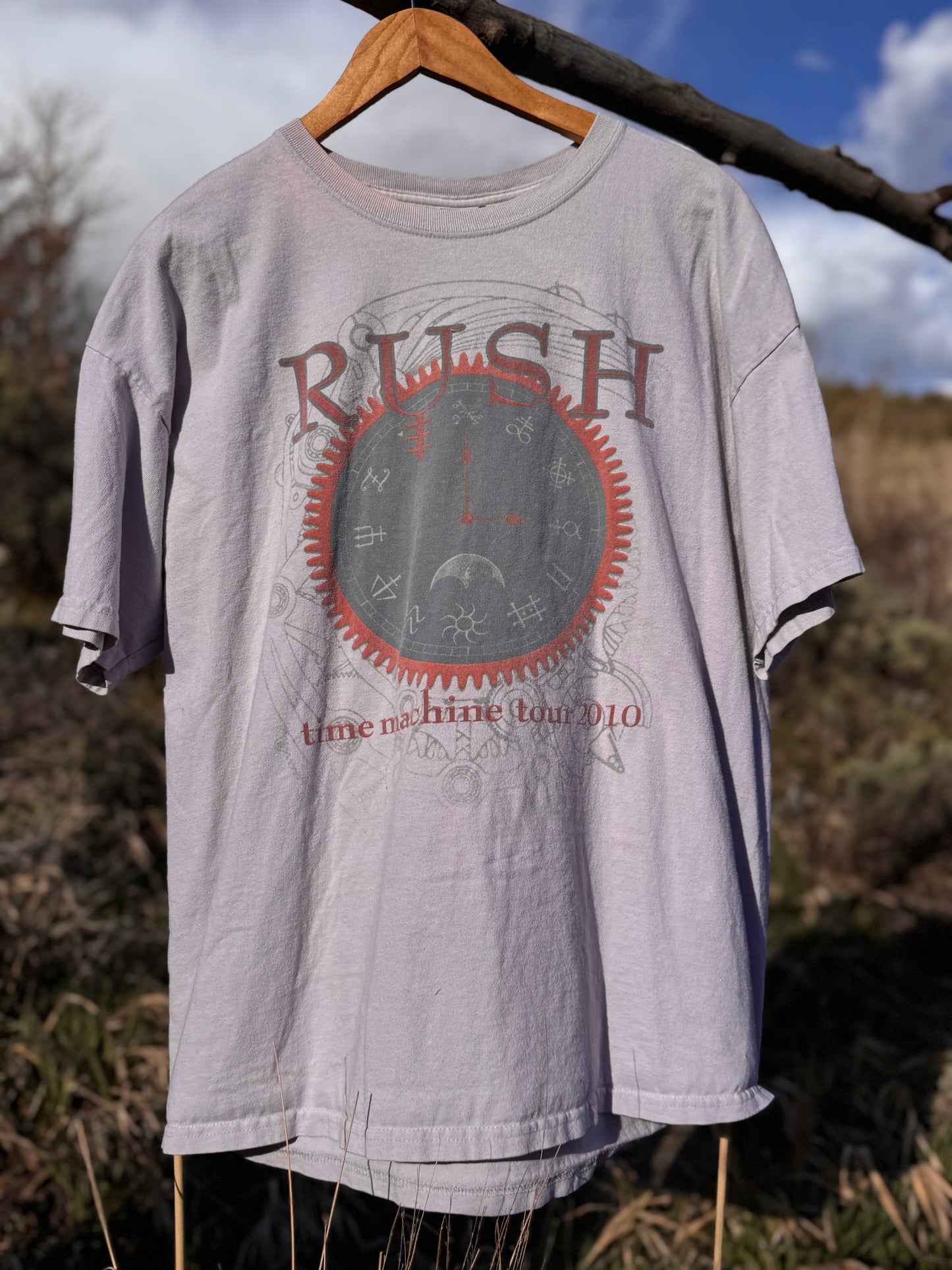 Rush Time Machine Tour 2010 Vintage T‑Shirt — Beige/Creme (XXL)