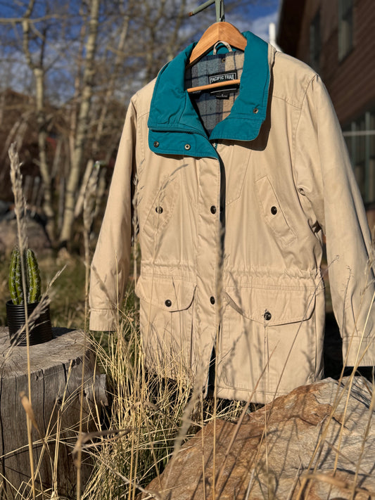 Vintage Pacific Trail Spring Outdoor Jacket — Tan with Plaid Fleece Lining (S)