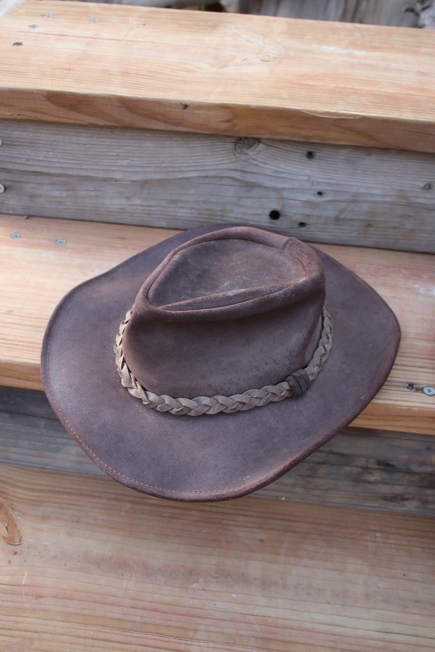 Vintage Henschel Leather Outback Hat – Distressed Brown, Made in USA