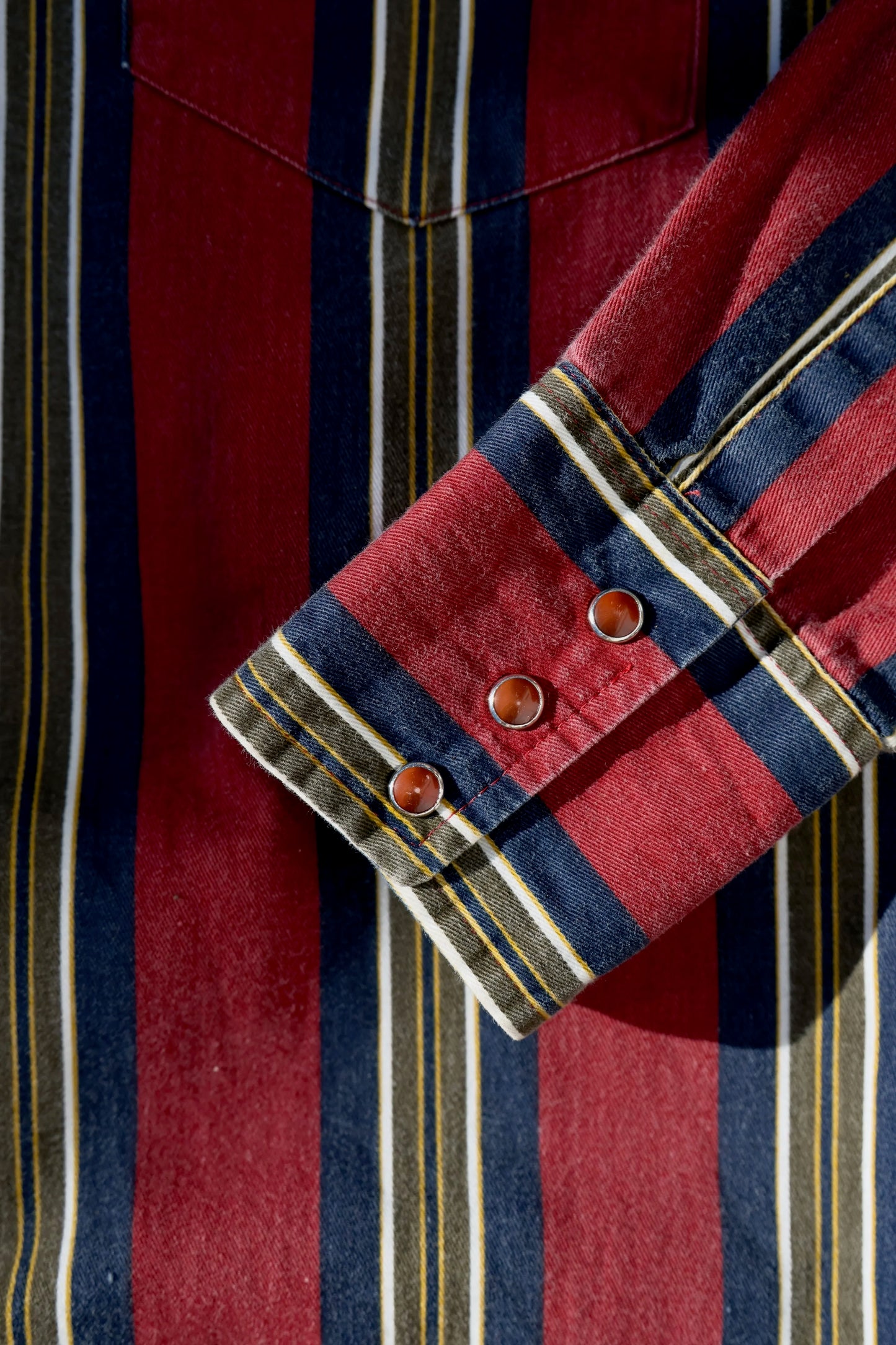 Vintage Wrangler Striped Pearl Snap Shirt – Men's Medium