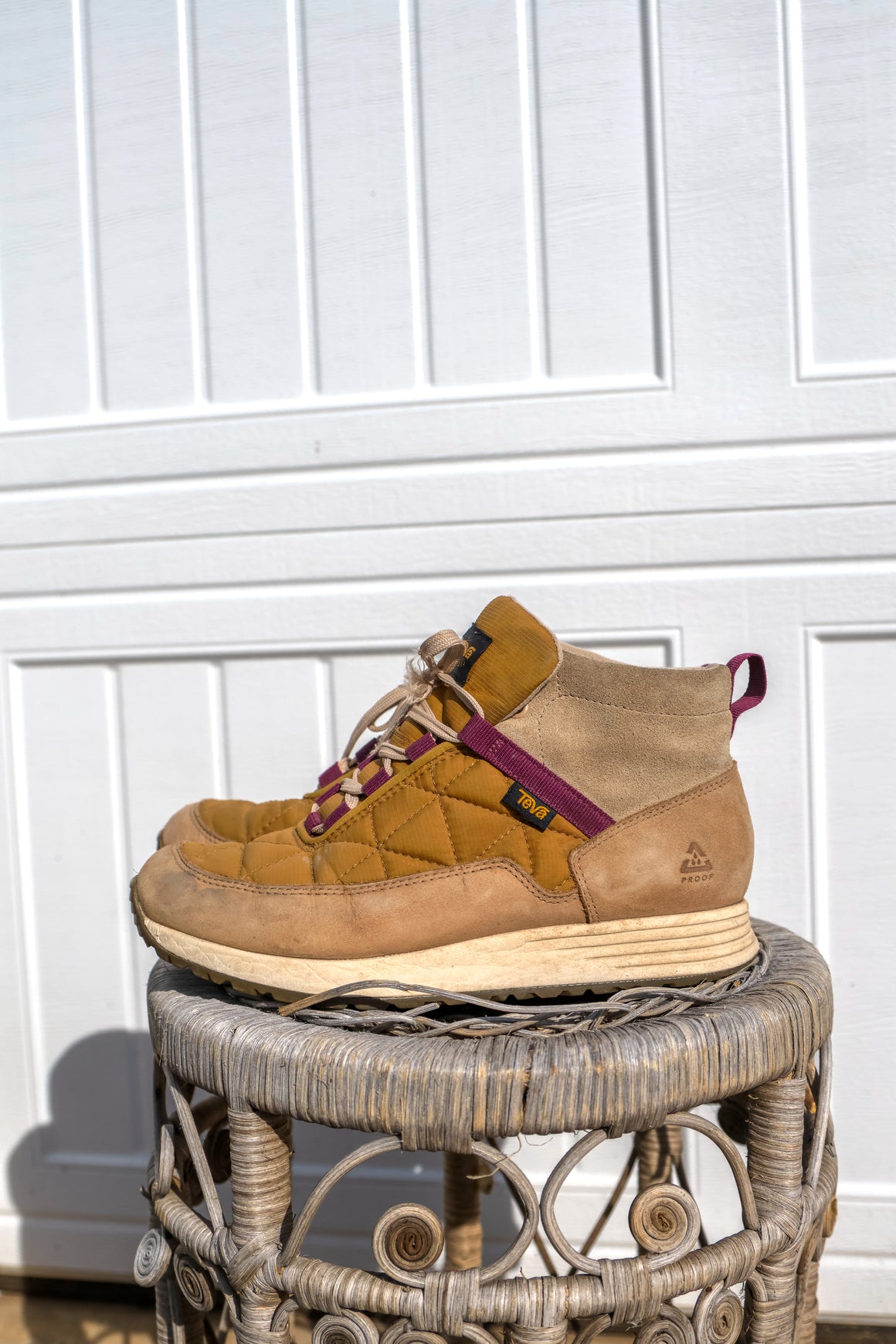 Teva ReEmber Mid Quilted Boots – Mustard Tan (Women’s 7.5)