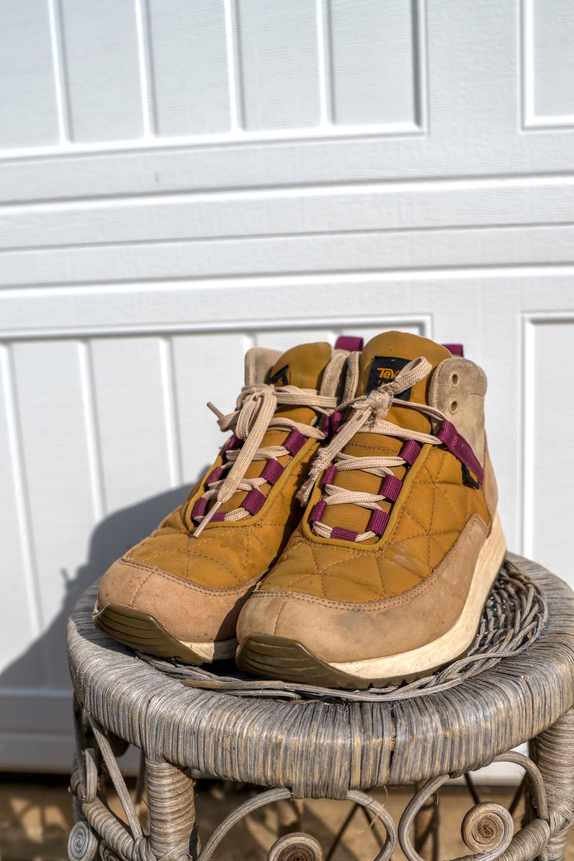 Teva ReEmber Mid Quilted Boots – Mustard Tan (Women’s 7.5)