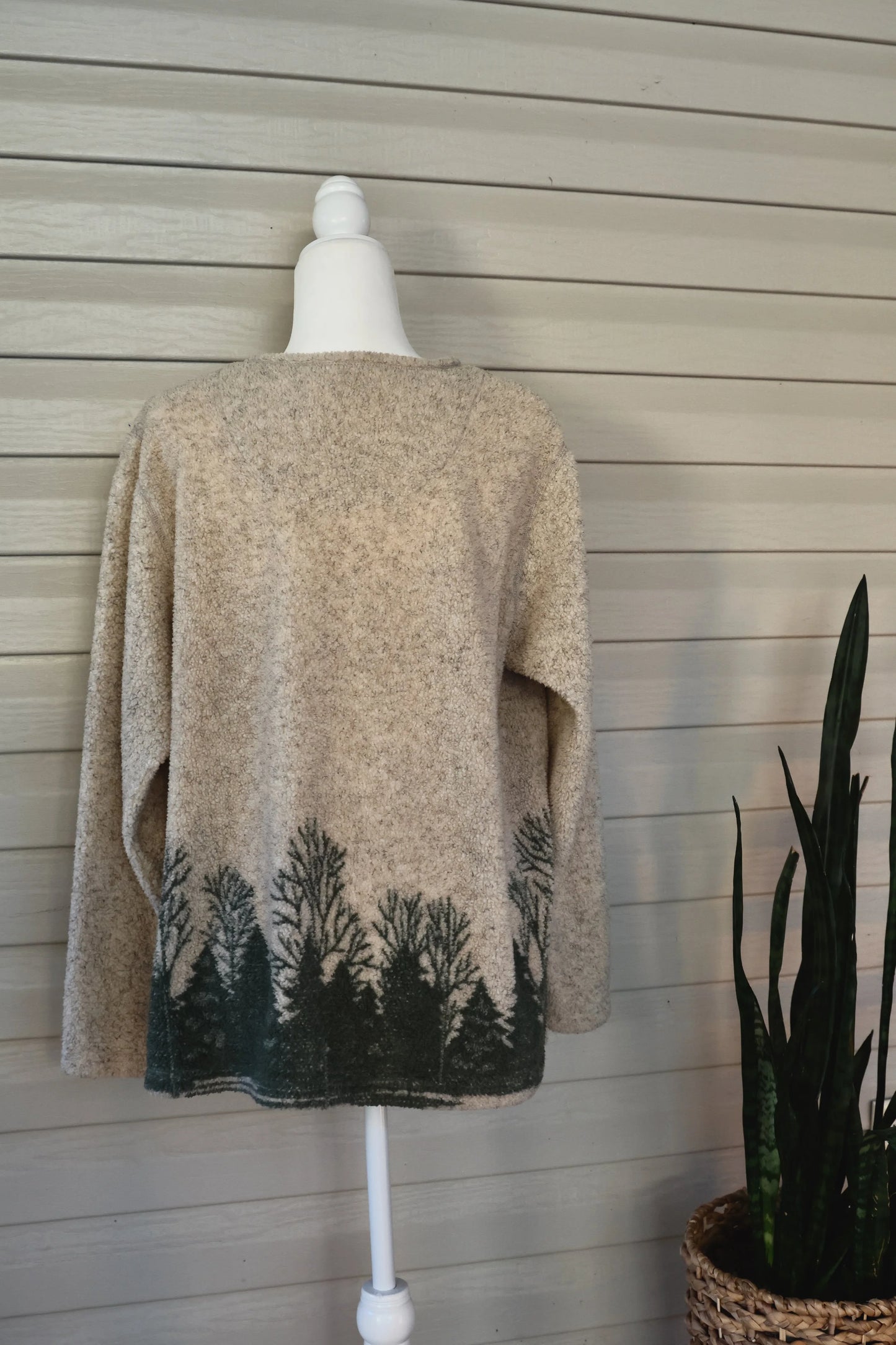 Vintage St. John’s Bay Women’s Large Cream Sherpa V-Neck Pullover