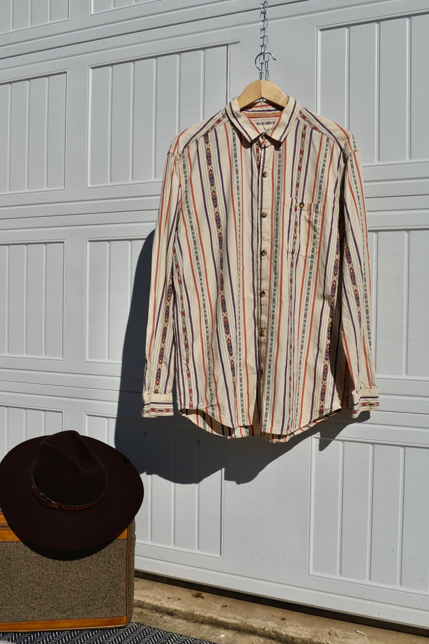 Vintage The Territory Ahead Men’s Large White Southwestern Print Button Down Shirt
