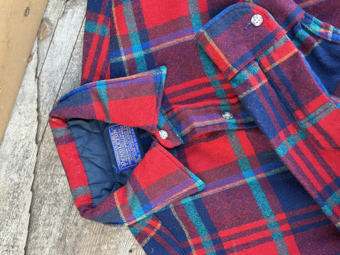 Vintage Pendleton Women’s Red & Blue Plaid Quilted Wool Flannel Shirt – Made in USA