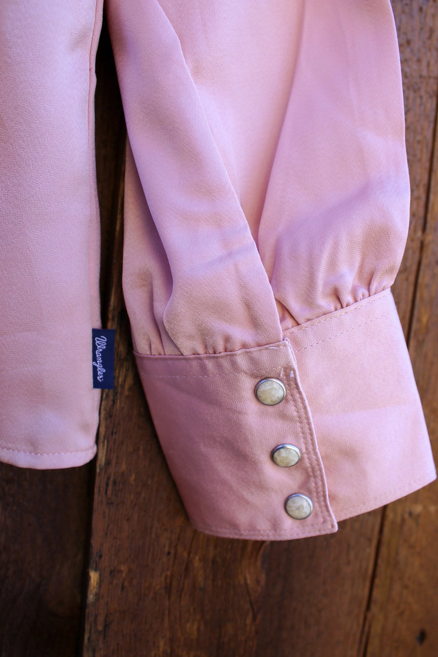 Wrangler Retro Women’s XL Pearl Snap Button Down