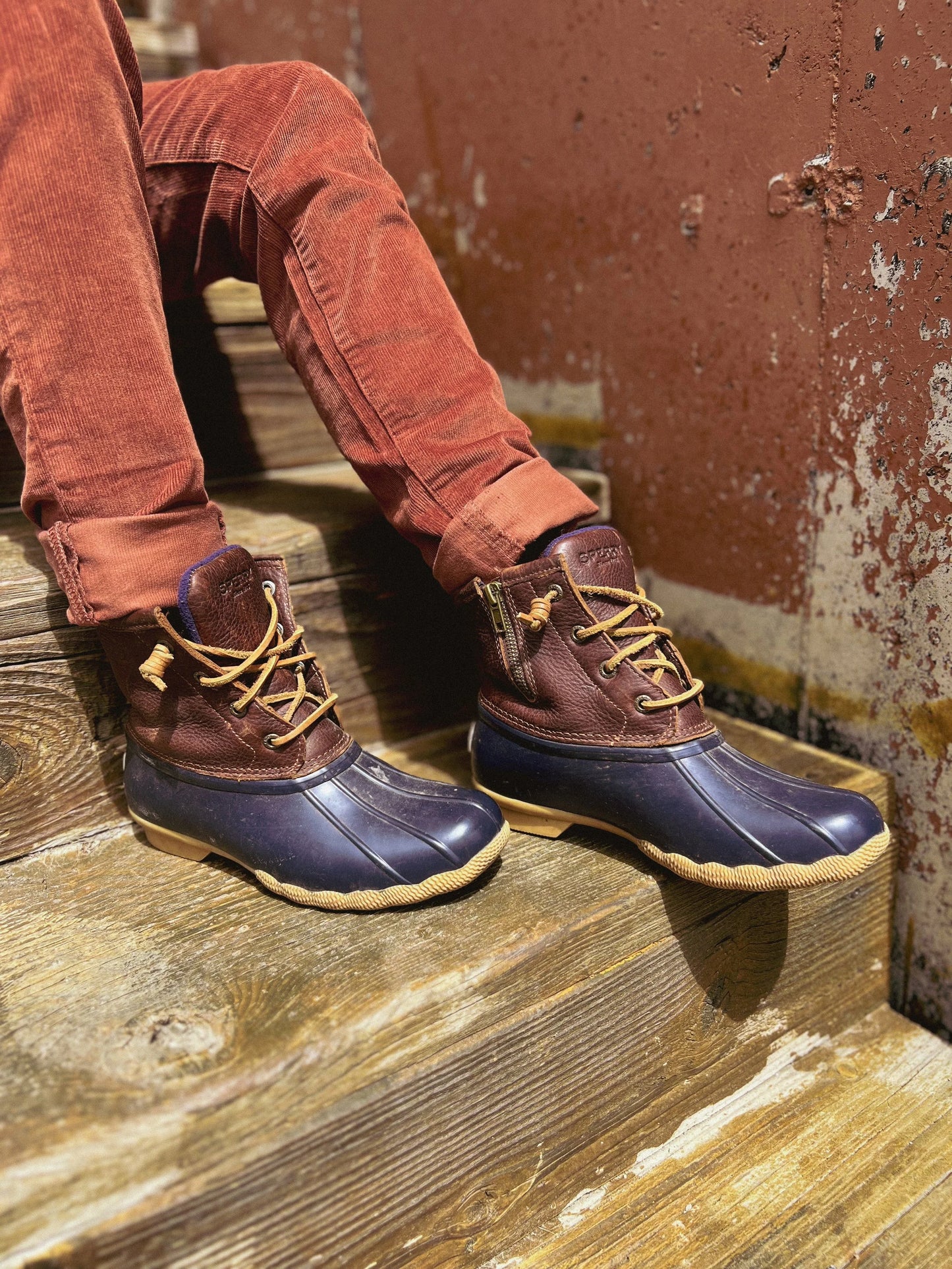 Sperry Women's Saltwater Nylon Quilt Rain Boot - Size 6 1/2 - Brown