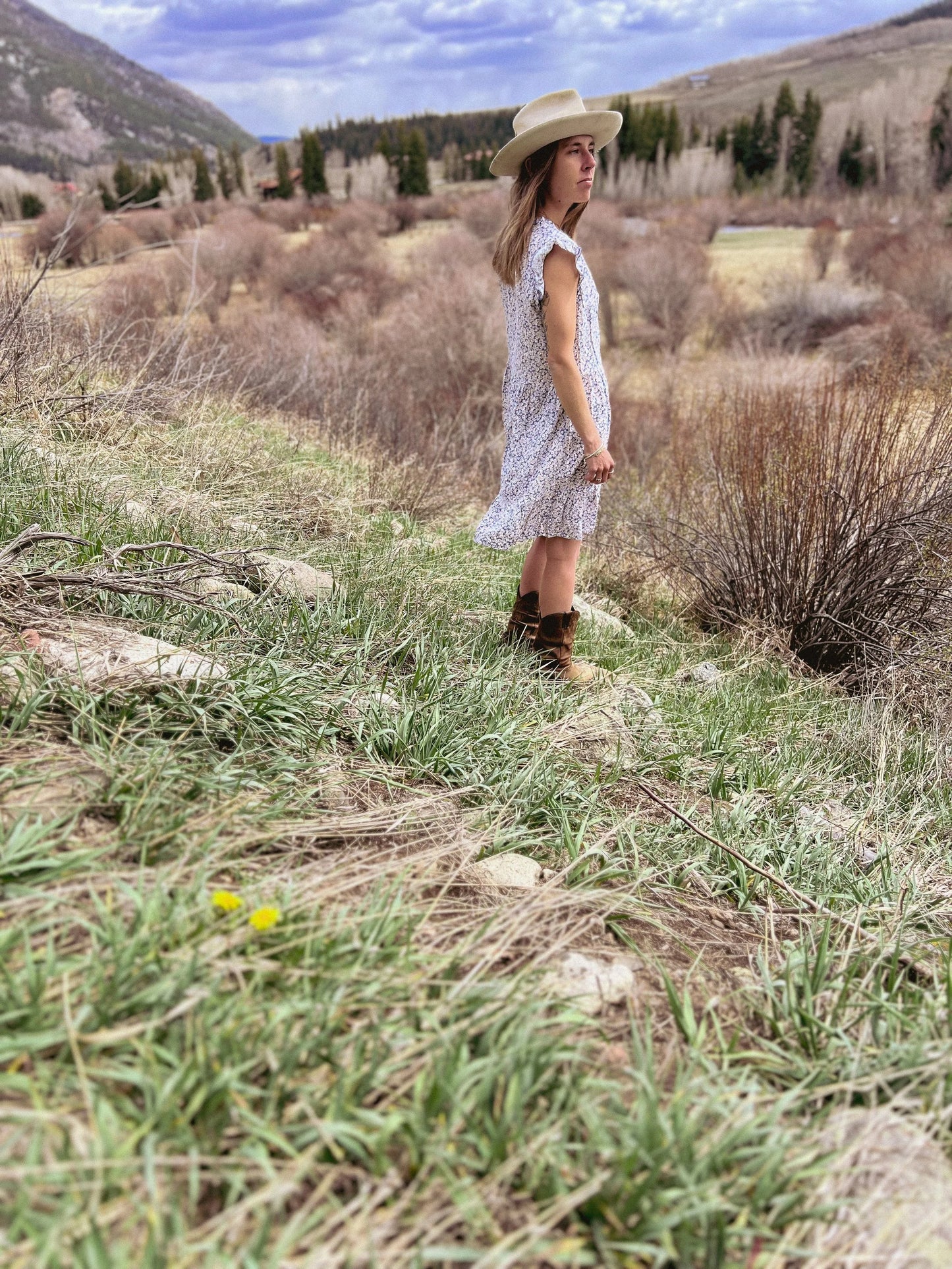 Kirundo Women’s Blue Floral Ruffle Mini Dress