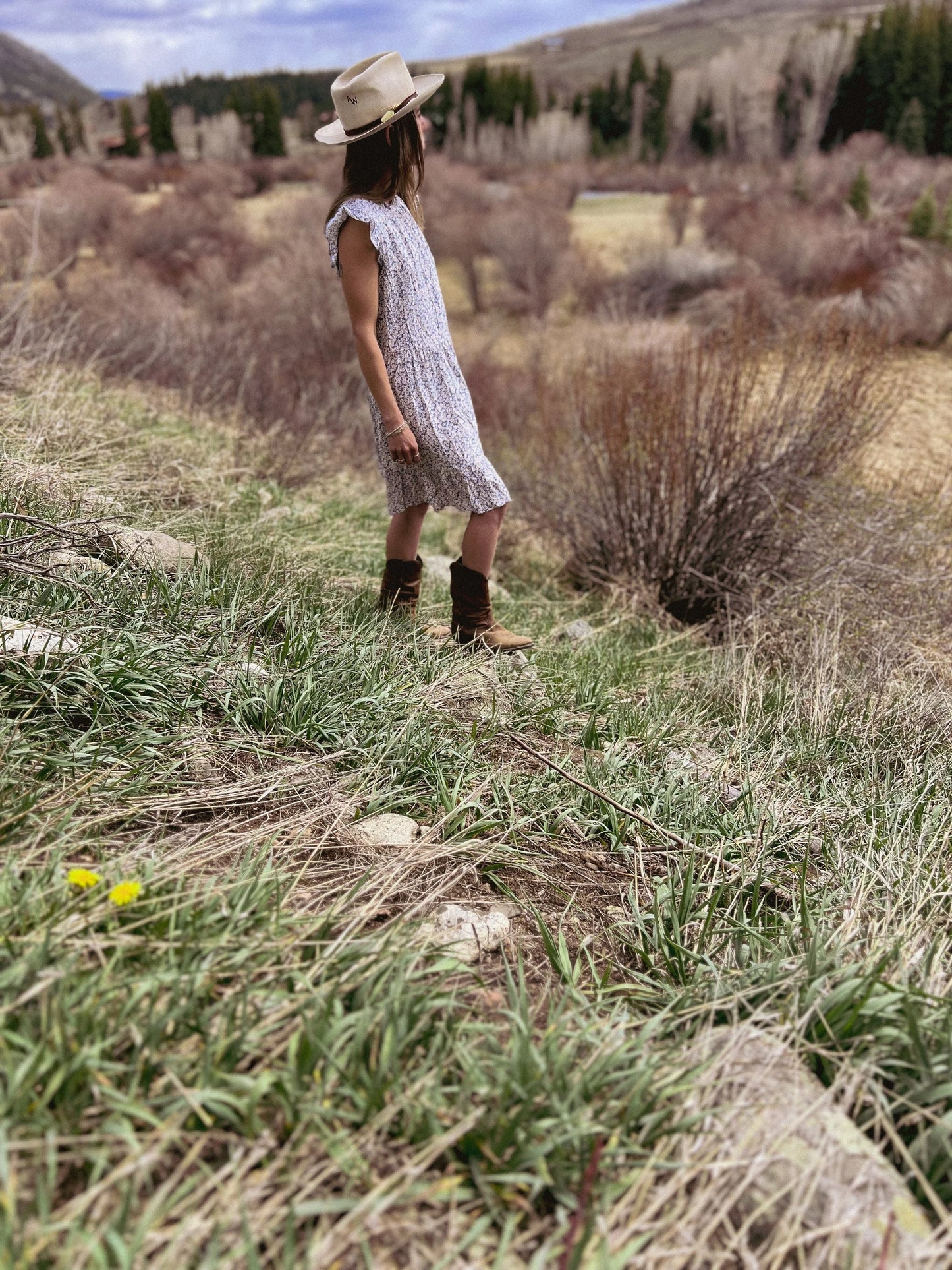 Kirundo Women’s Blue Floral Ruffle Mini Dress